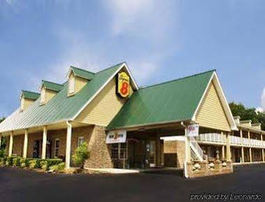 Super 8 By Wyndham Kingston Hotel Exterior foto